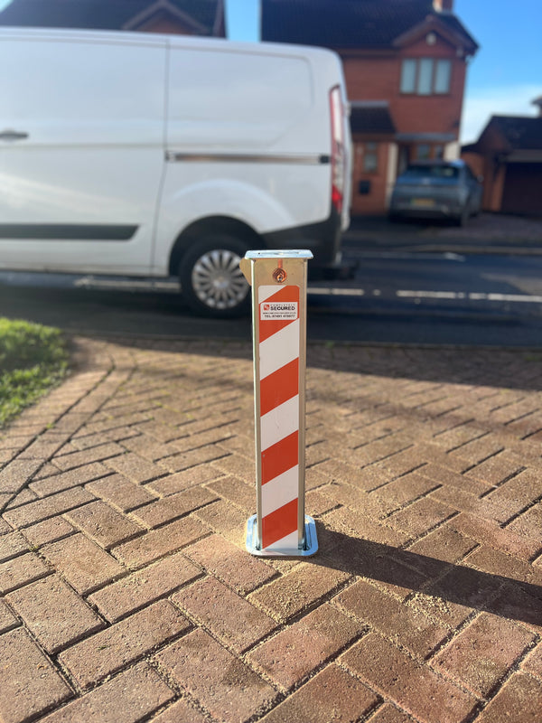 CS-100 Telescopic Bollard Security Post